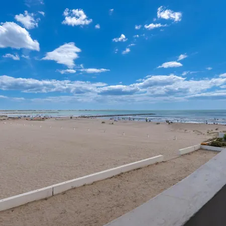 Appartement La De La Mer-1 By Interhome Le Grau-du-Roi